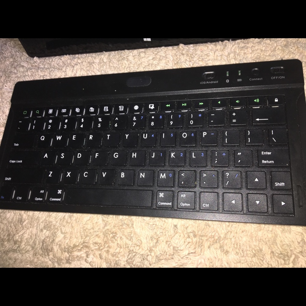 Samsung tablet and windows surface RT 64 gb
